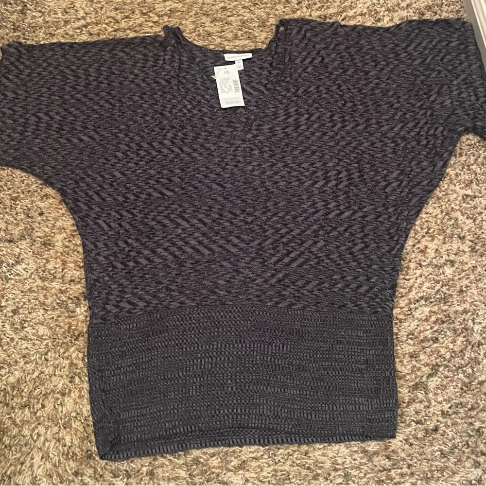 NWT Gray Knit Fashion Bug Sweater T shirt